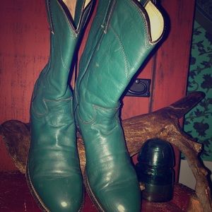 Awesome Vintage Justin western Boots!